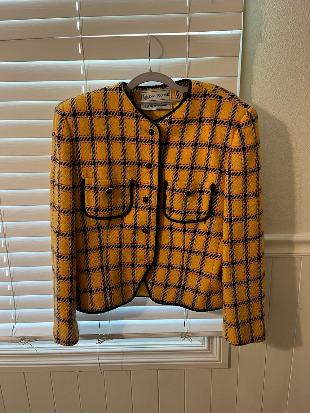 Adrienne Vittadini Yellow Black Plaid Cropped Bouclé Jacket